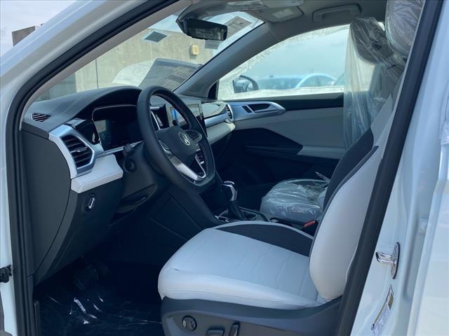 new 2025 Volkswagen Taos car, priced at $29,431