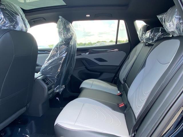 new 2025 Volkswagen Tiguan car, priced at $37,395