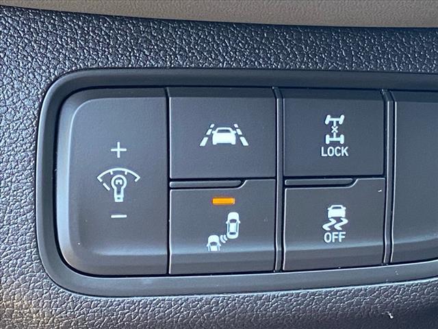 used 2019 Hyundai Santa Fe car, priced at $17,200