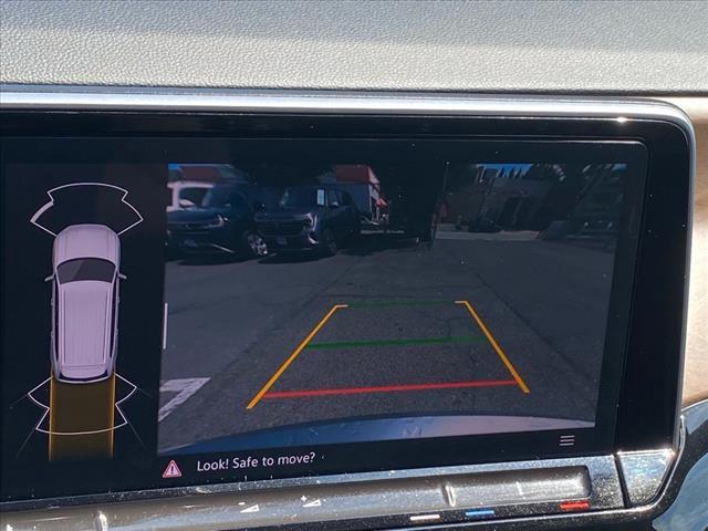 used 2024 Volkswagen Atlas car, priced at $33,600