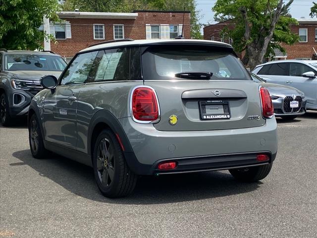 used 2021 MINI Hardtop car, priced at $18,400