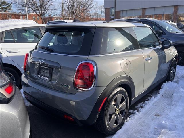 used 2021 MINI Hardtop car, priced at $21,000