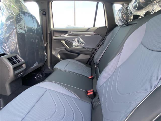 new 2025 Volkswagen Tiguan car, priced at $38,878