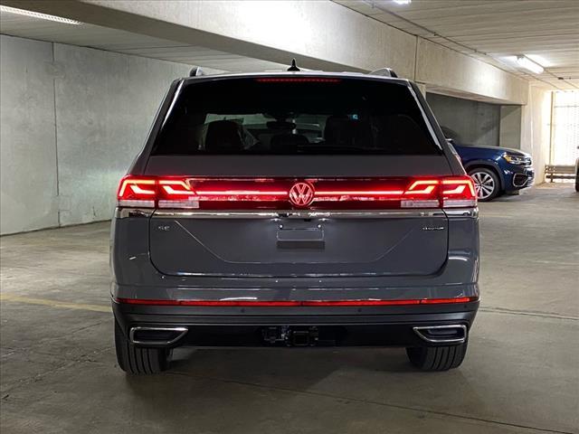 new 2025 Volkswagen Atlas car, priced at $44,136