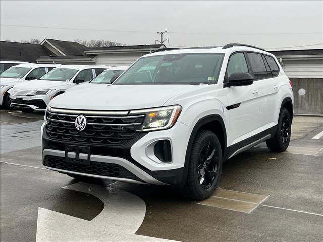 new 2025 Volkswagen Atlas car, priced at $46,432