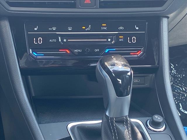 new 2025 Volkswagen Jetta car, priced at $25,024