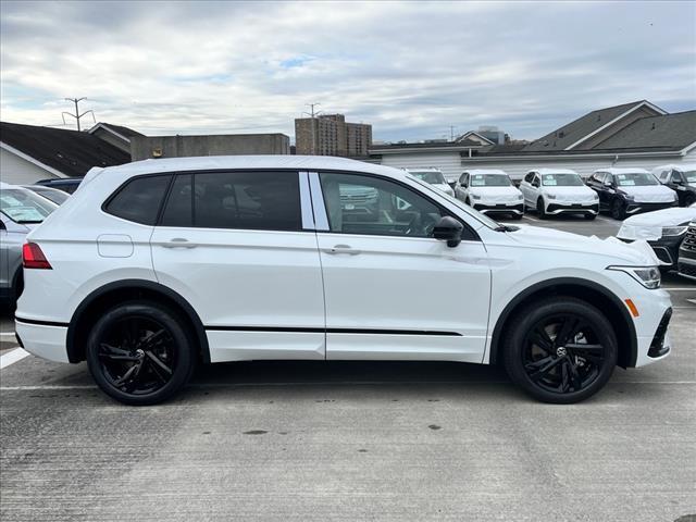 new 2024 Volkswagen Tiguan car, priced at $30,499