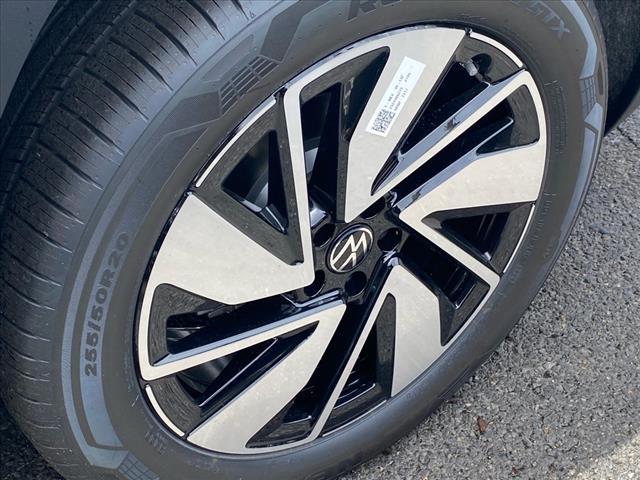 new 2025 Volkswagen Atlas car, priced at $38,500