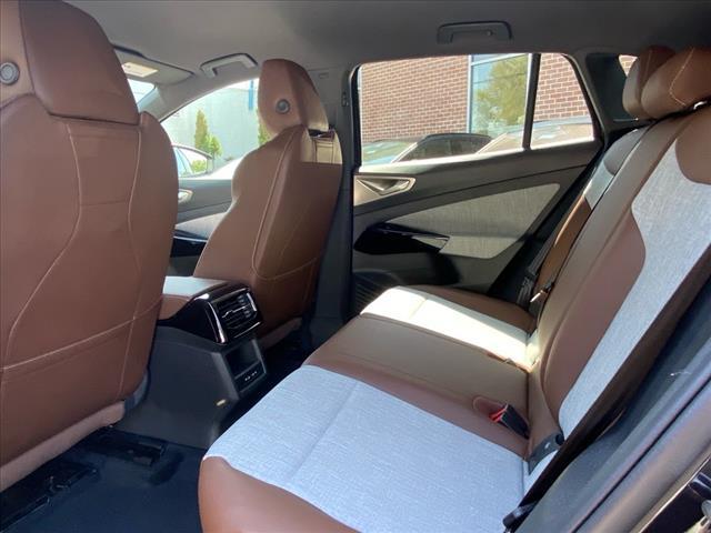 new 2025 Volkswagen ID.4 car, priced at $44,495