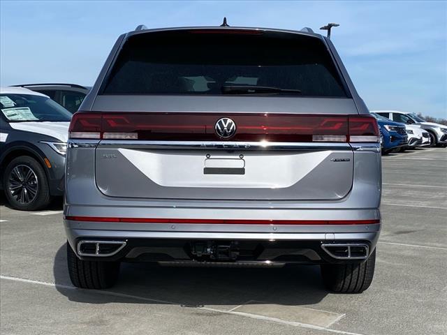 new 2025 Volkswagen Atlas car, priced at $52,593