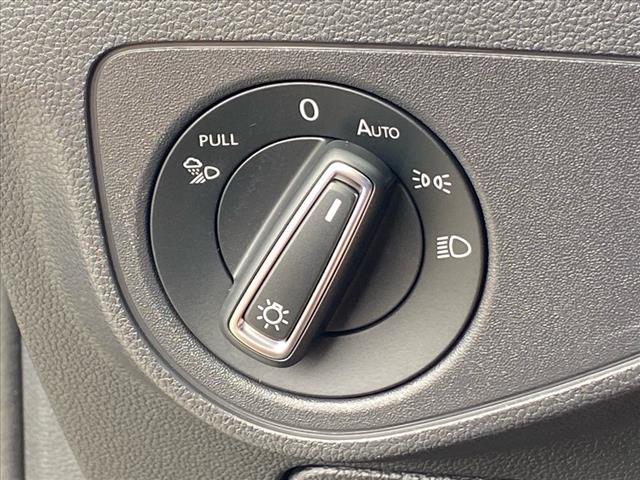 used 2020 Volkswagen Atlas Cross Sport car, priced at $20,900
