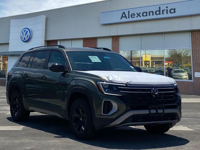 new 2025 Volkswagen Atlas car, priced at $43,925