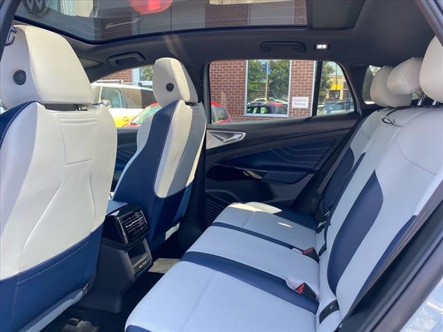 used 2024 Volkswagen ID.4 car, priced at $24,800