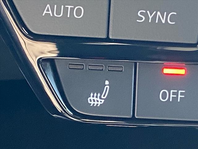 used 2023 Audi Q4 e-tron car, priced at $29,500