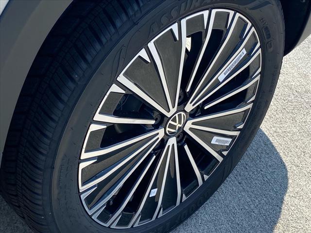 new 2025 Volkswagen Taos car, priced at $29,285