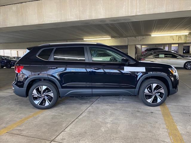 new 2024 Volkswagen Taos car, priced at $25,999