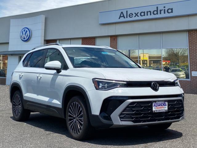 new 2025 Volkswagen Taos car, priced at $30,323