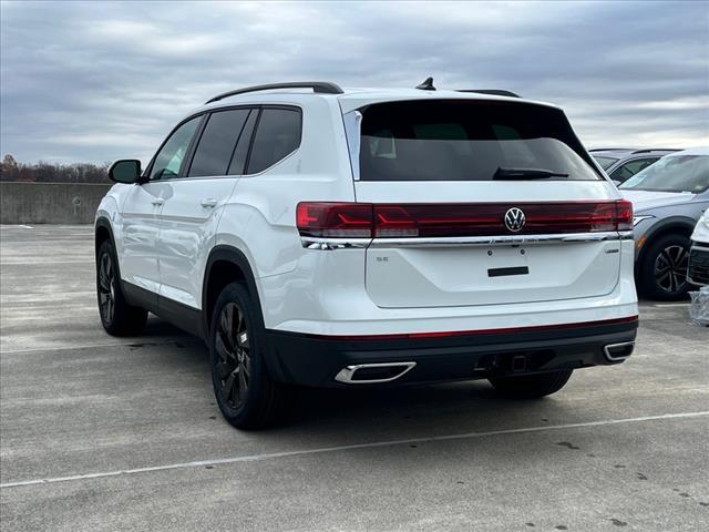 new 2025 Volkswagen Atlas car, priced at $43,443