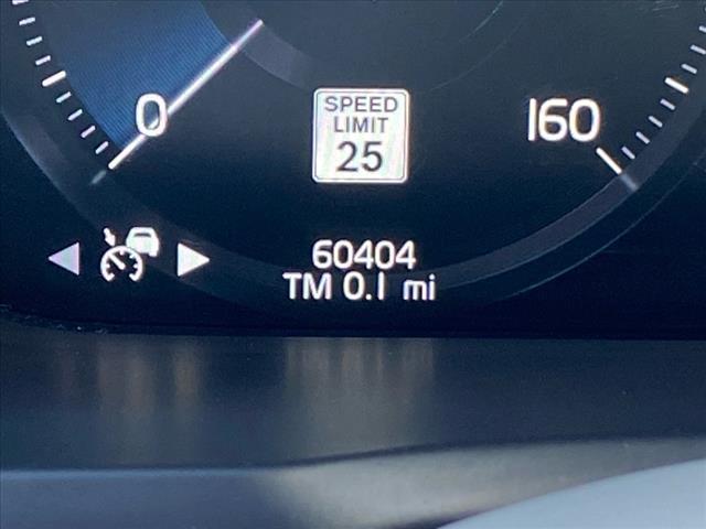 used 2022 Volvo XC90 car, priced at $32,400