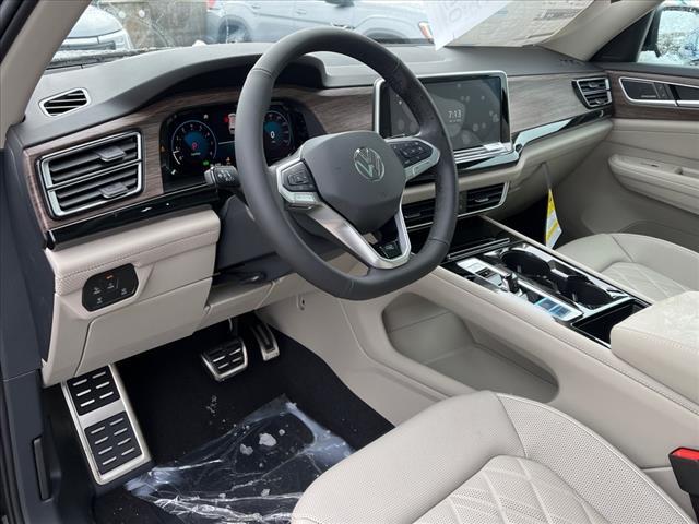 new 2025 Volkswagen Atlas car, priced at $52,168