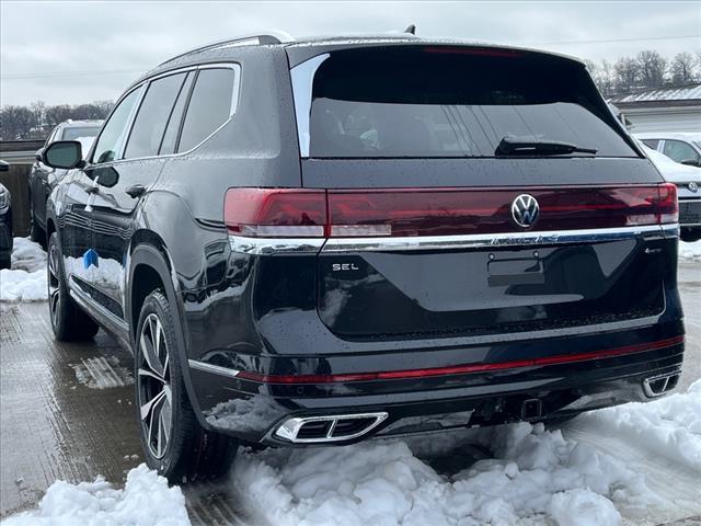 new 2025 Volkswagen Atlas car, priced at $52,168