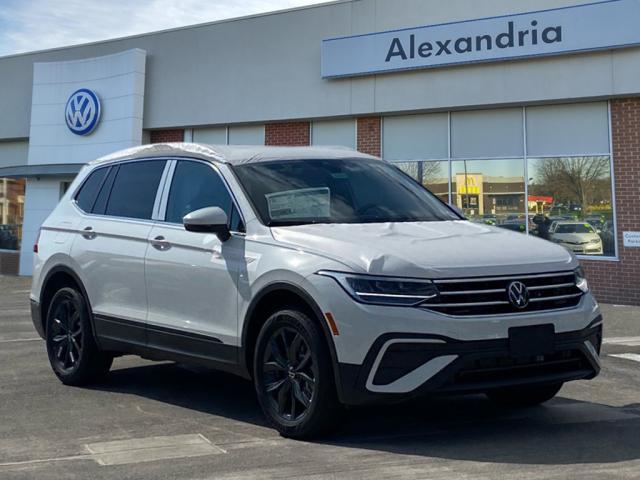 new 2024 Volkswagen Tiguan car, priced at $33,933