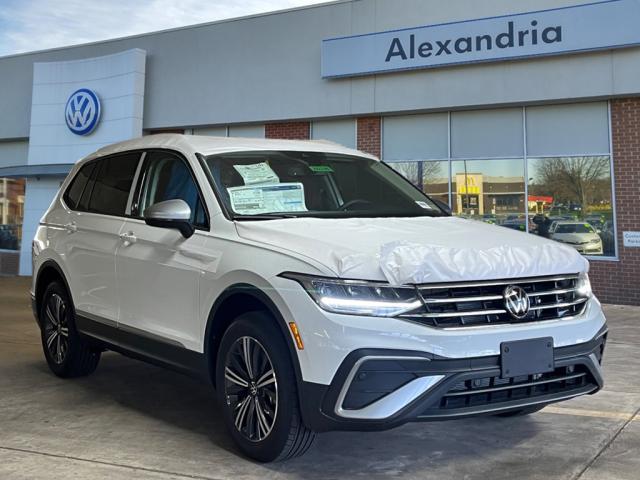 new 2024 Volkswagen Tiguan car, priced at $29,030