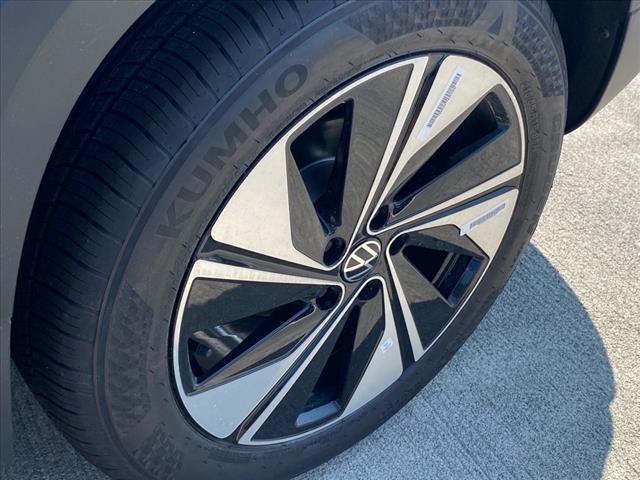 new 2025 Volkswagen Taos car, priced at $30,931