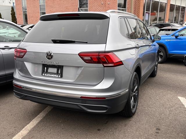 new 2024 Volkswagen Tiguan car, priced at $28,187