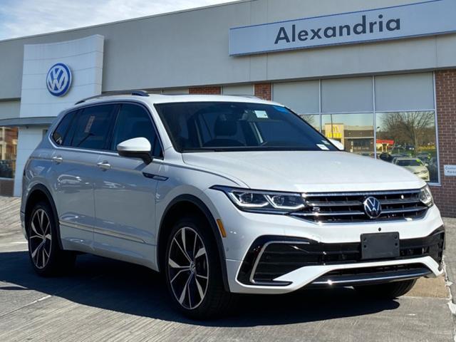 used 2024 Volkswagen Tiguan car, priced at $33,300