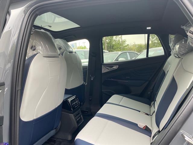 new 2025 Volkswagen ID.4 car, priced at $52,528