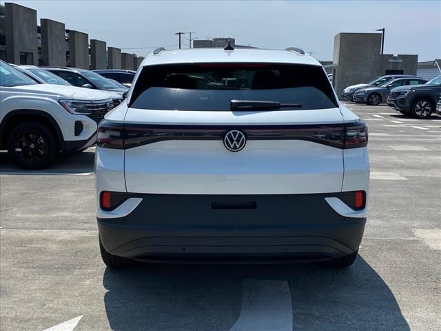 new 2024 Volkswagen ID.4 car, priced at $32,650