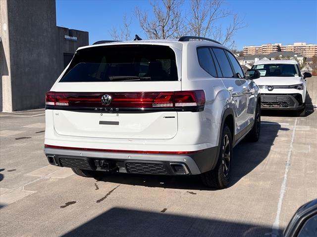 new 2025 Volkswagen Atlas car, priced at $45,661