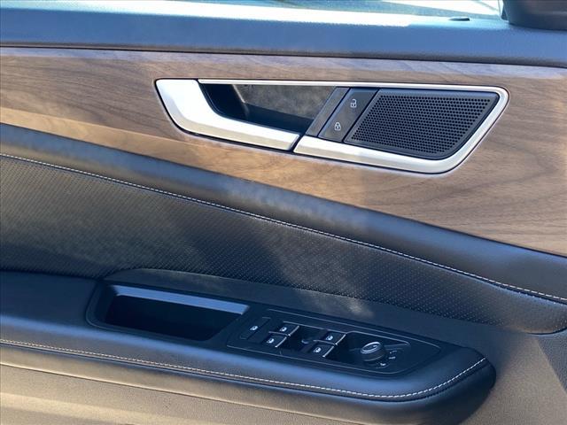 used 2024 Volkswagen Atlas car, priced at $31,900