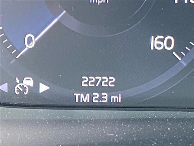 used 2021 Volvo XC40 car, priced at $32,500