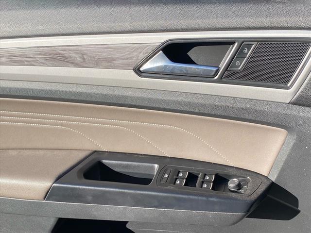 used 2021 Volkswagen Atlas Cross Sport car, priced at $20,000