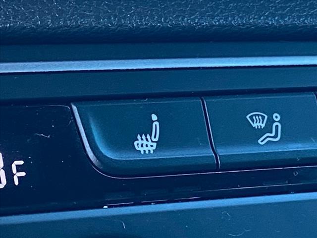 used 2021 Volkswagen Atlas Cross Sport car, priced at $20,000