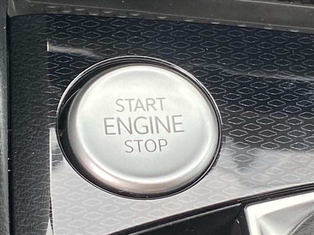 new 2025 Volkswagen Taos car, priced at $29,431