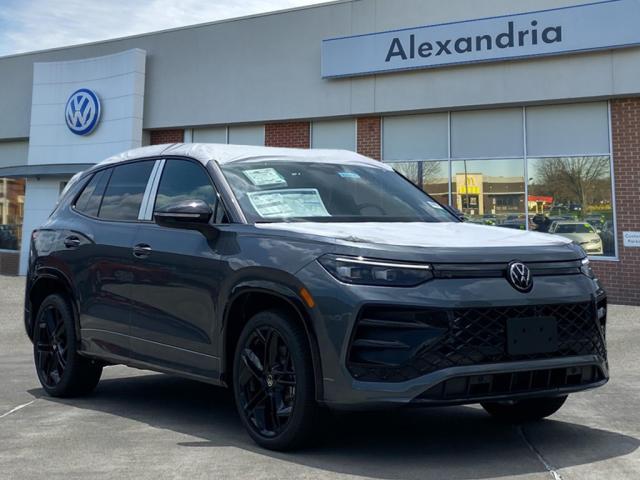 new 2025 Volkswagen Tiguan car, priced at $36,561