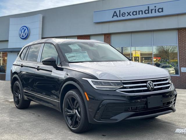 new 2024 Volkswagen Tiguan car, priced at $31,499