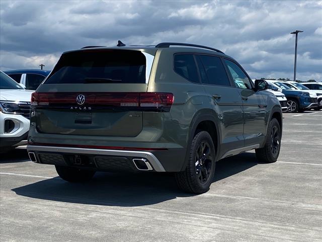 new 2025 Volkswagen Atlas car, priced at $39,999