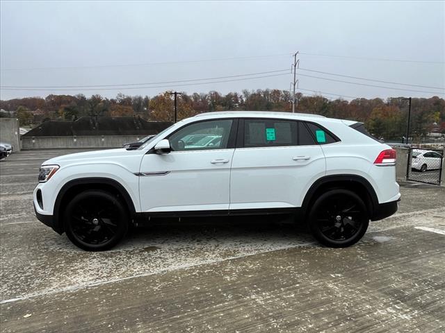 used 2024 Volkswagen Atlas Cross Sport car, priced at $35,400