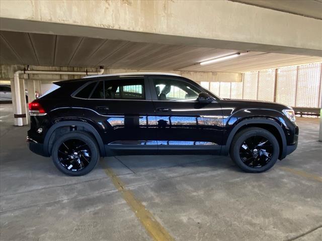 new 2025 Volkswagen Atlas Cross Sport car, priced at $44,103