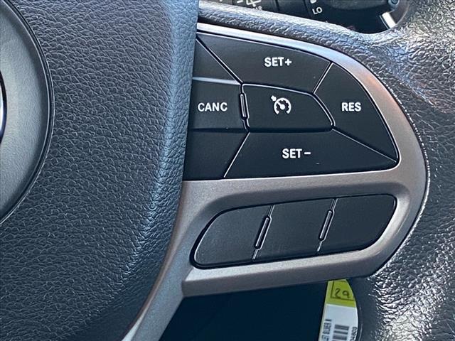 used 2019 Jeep Cherokee car, priced at $10,000