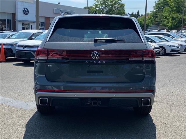 new 2025 Volkswagen Atlas car, priced at $45,112