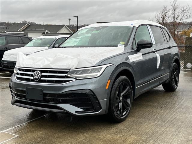 new 2024 Volkswagen Tiguan car, priced at $29,450