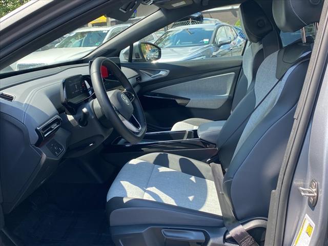 used 2024 Volkswagen ID.4 car, priced at $20,400