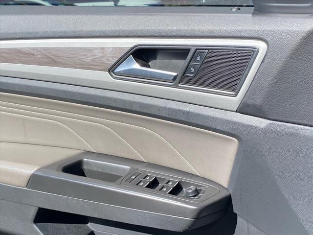 used 2022 Volkswagen Atlas Cross Sport car, priced at $25,300