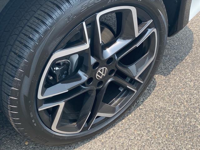 new 2025 Volkswagen Tiguan car, priced at $41,292