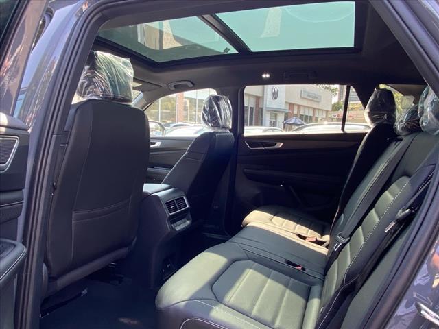 new 2026 Volkswagen Atlas Cross Sport car, priced at $51,301